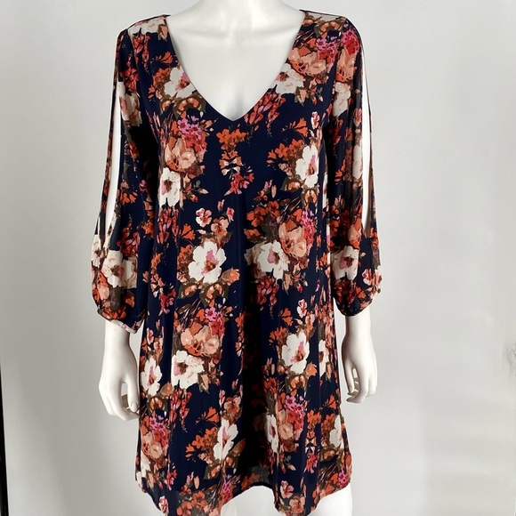 Lulu’s Shifting Dears Dress - Picture 2 of 6